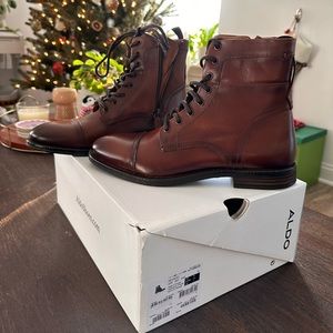 ALDO Men’s boots with side zip, never worn, Men’s size 8